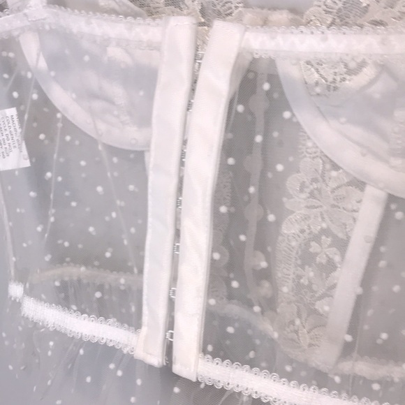 ⭐️ NWOT Polka Dot Mesh Bridal White Tully Corset Bustier Top - Picture 5 of 6